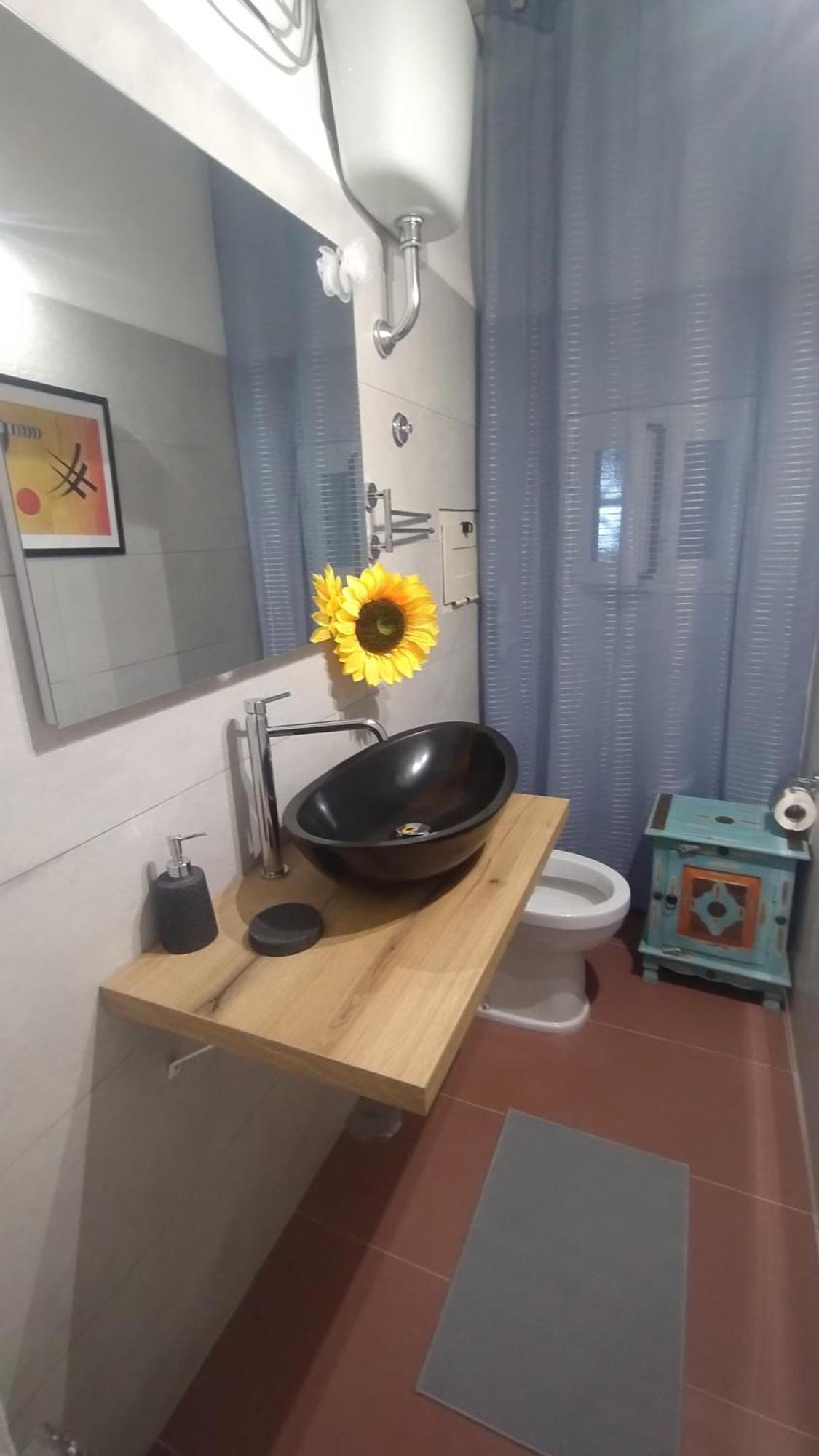 נאפולי Plebiscito Suite Apartment מראה חיצוני תמונה