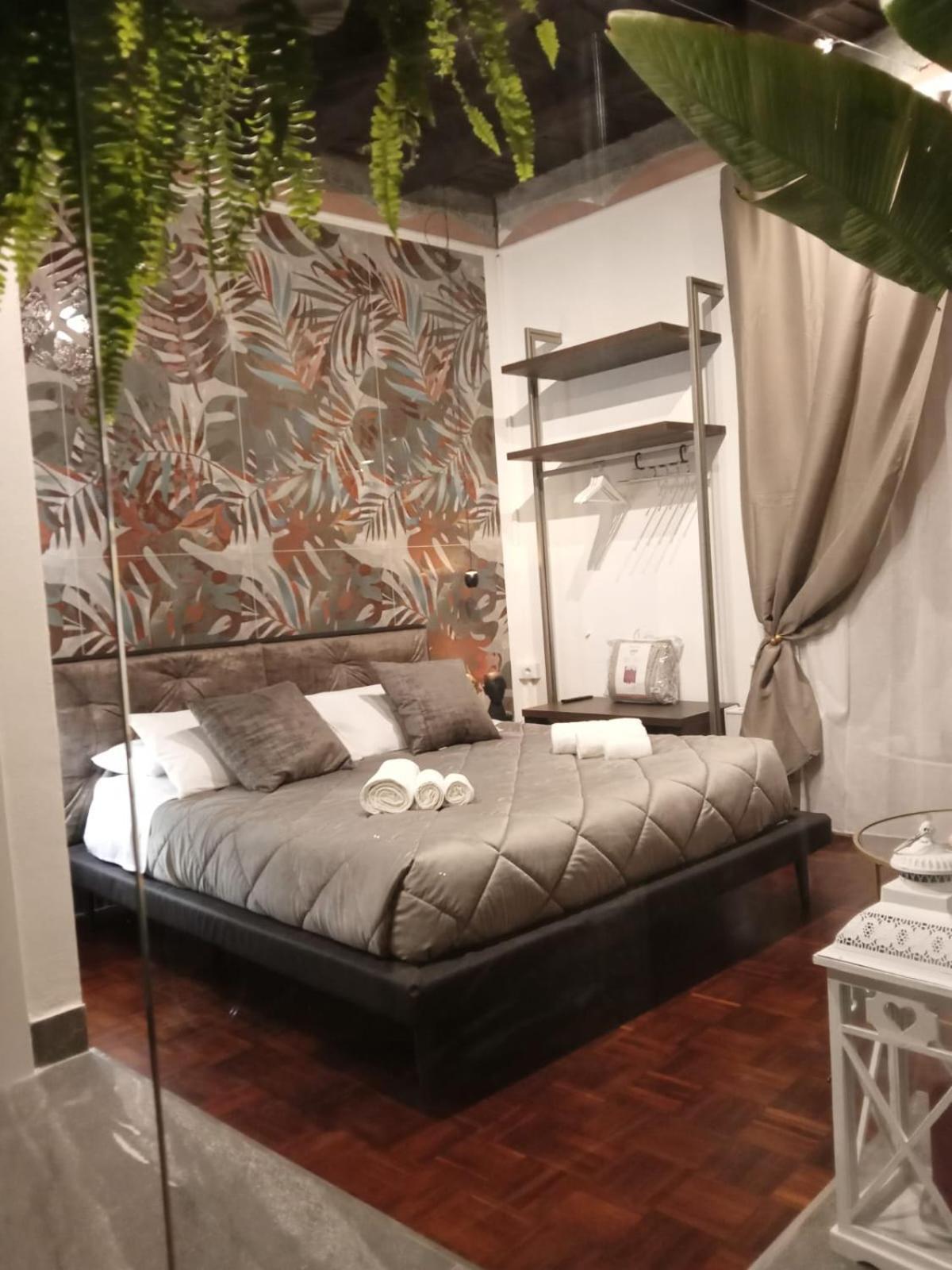 נאפולי Plebiscito Suite Apartment מראה חיצוני תמונה